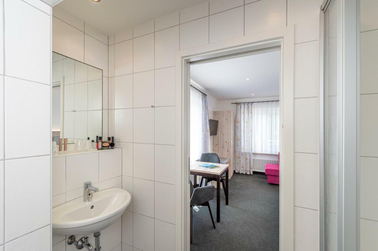 Gaestehaus Holzer Constance Chambre photo
